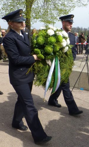 Мир-не-забыл-встречу-на-Эльбе (1)